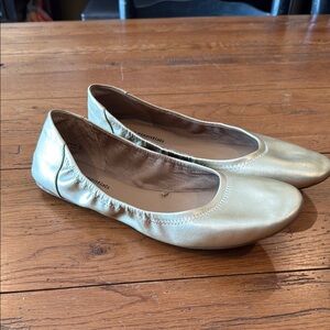 Amazon Essentials Gold Women's Ballet Flats size 13